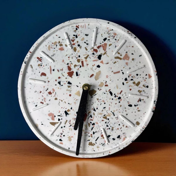 HORLOGE [M]