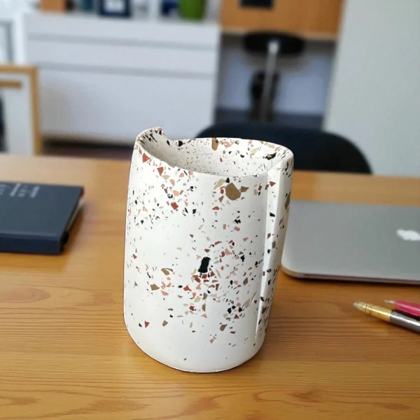 POT À PINCEAUX/CRAYONS/BROSSE À DENTS