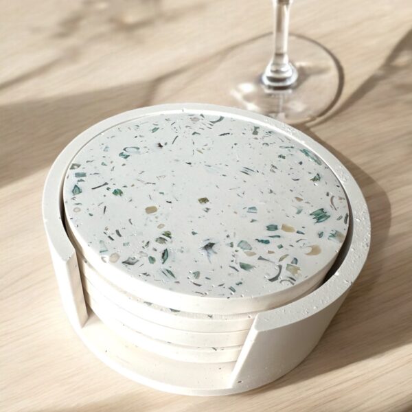 SOUS-VERRES terrazzo coquillages