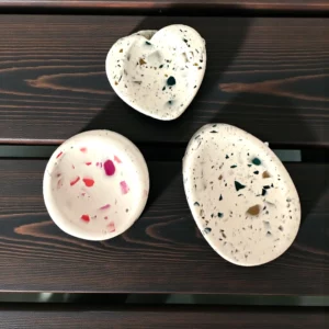 WORRY STONES EN TERRAZZO